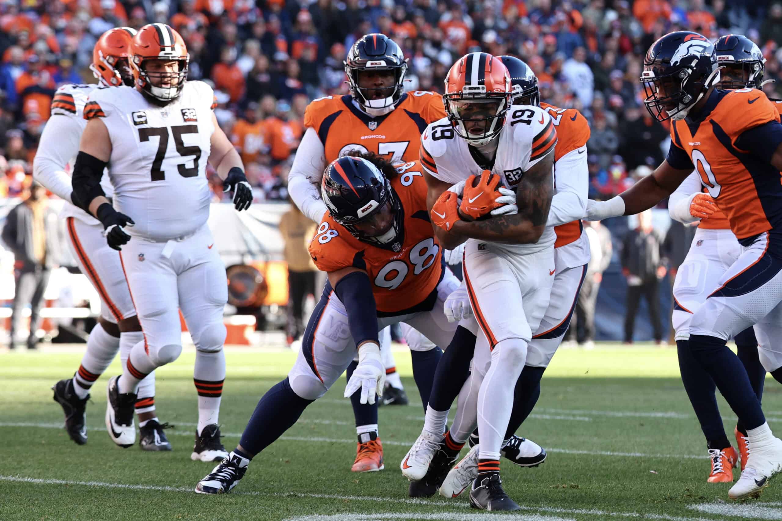 DENVER, COLORADO - NOVEMBER 26: Cedric Tillman #19 of the Cleveland Browns catches the ball in the first quarter of the game against the Denver Broncos at Empower Field At Mile High on November 26, 2023 in Denver, Colorado.