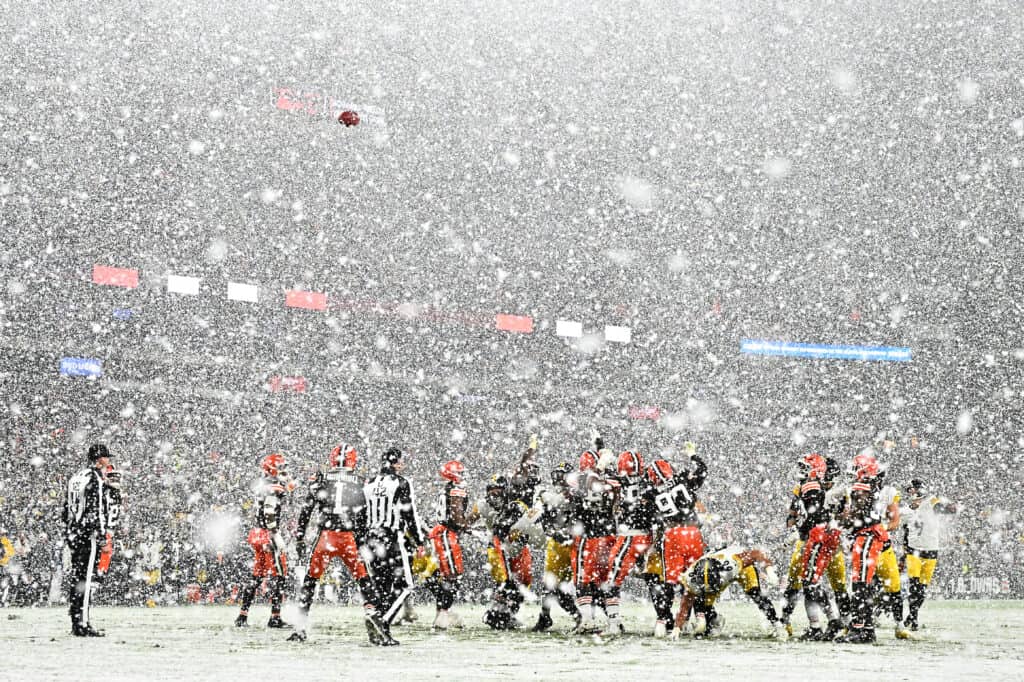 Video Shows How Browns Lineman Dominated The Steelers On Thursday