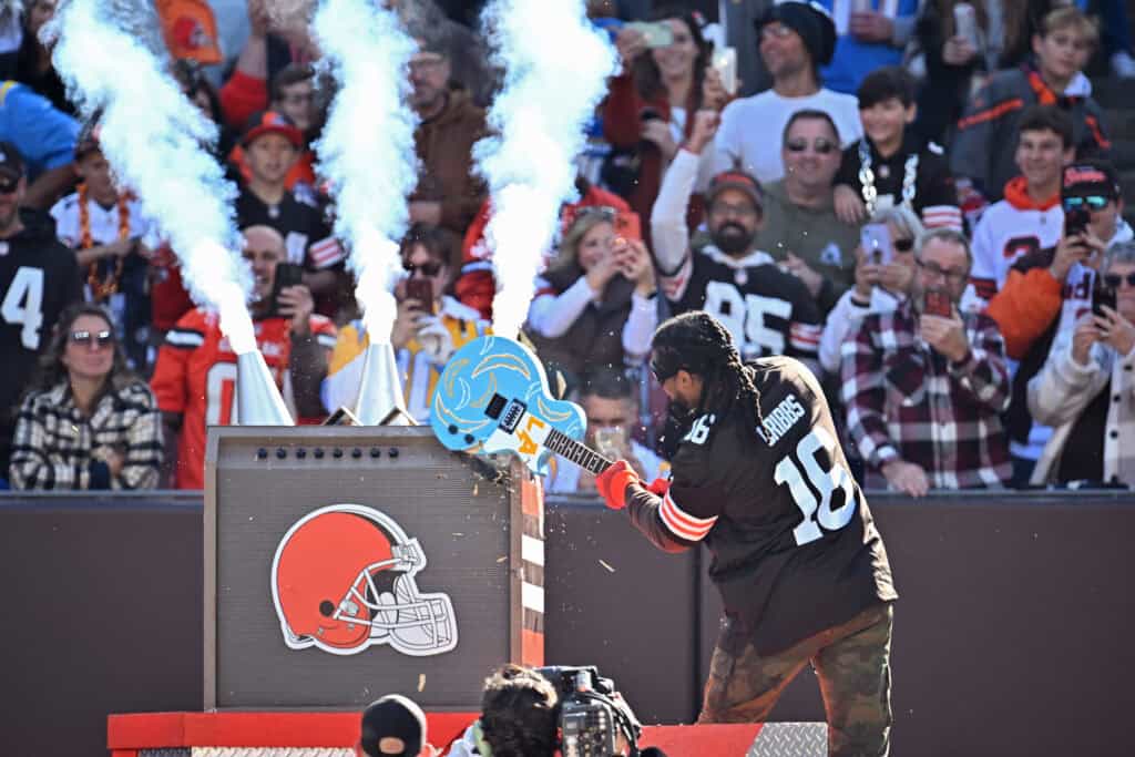 Josh Cribbs Questions Why Browns Let Go Of 2 Players