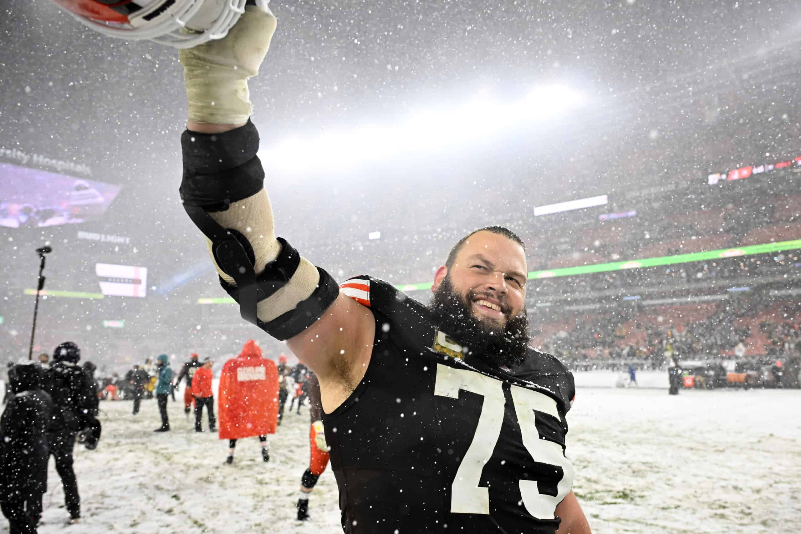 Joel Bitonio Could Be Leaning Towards Surprising Decision