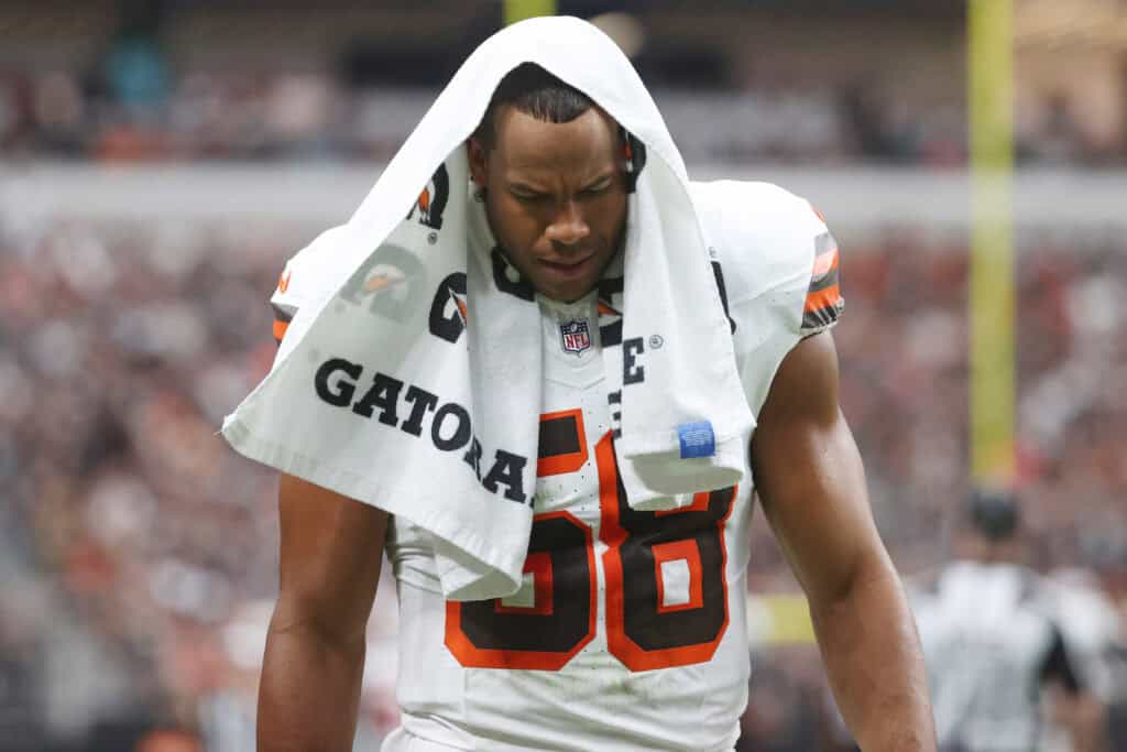 Jordan Hicks Reveals Recent Struggles He’s Dealt With