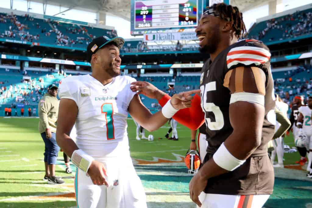 Analyst Predicts Score Of Browns, Dolphins Game