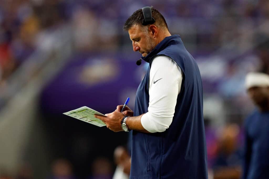 Former Player Names Mike Vrabel As Top Choice For NFC Team