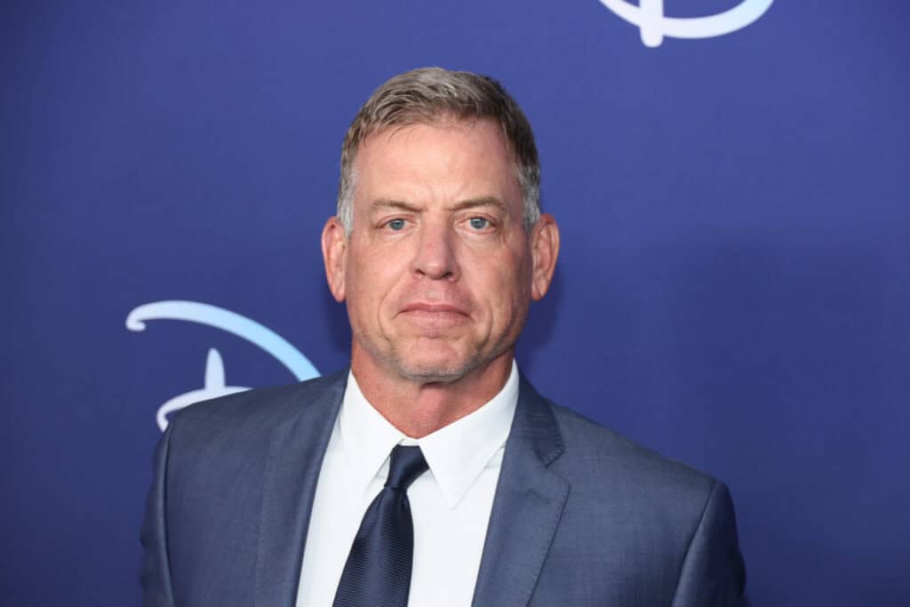 Troy Aikman Questions Browns’ Front Office About 1 Decision This Season