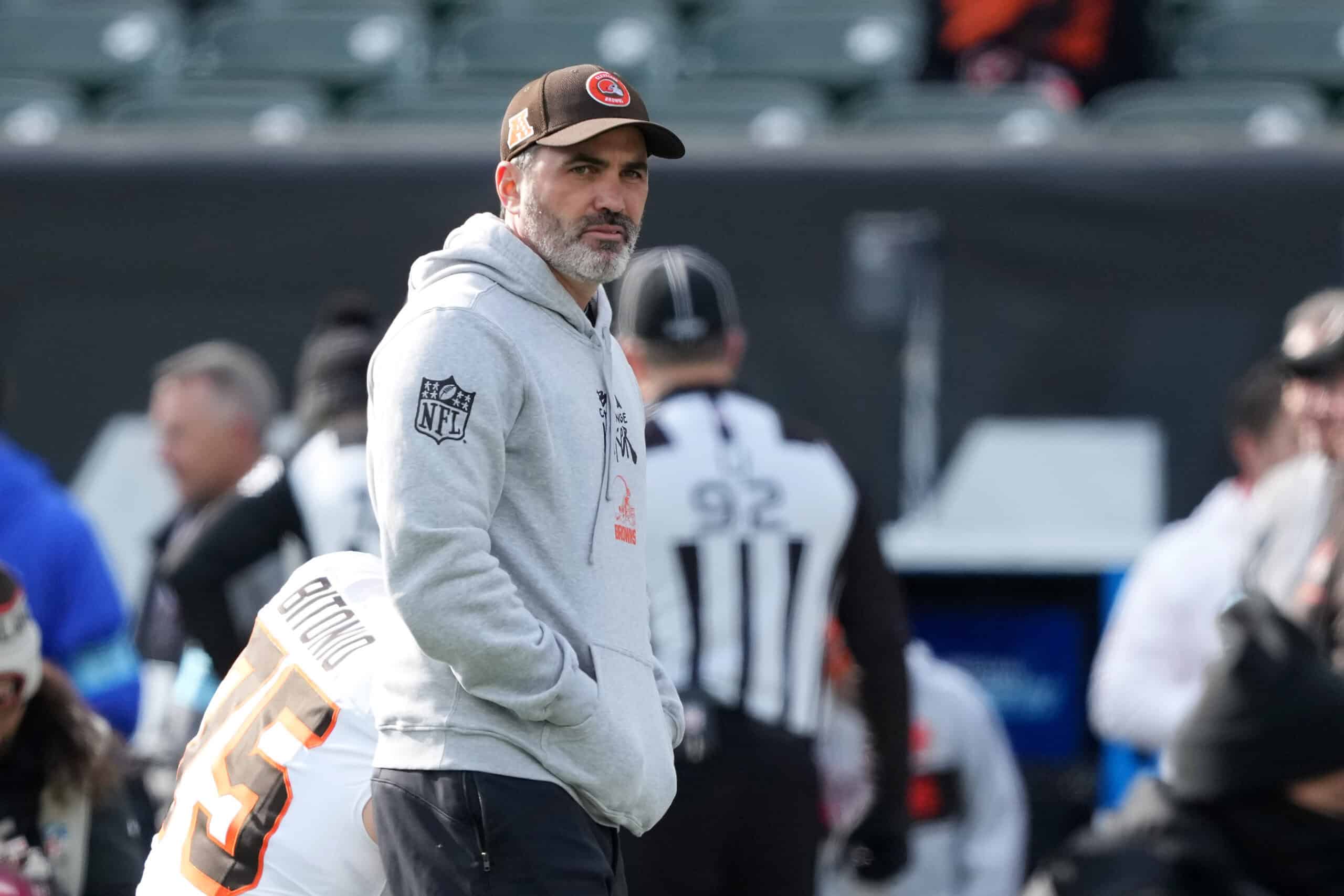CINCINNATI, OHIO - DECEMBER 22: Head coach Kevin Stefanski of the Cleveland Browns looks on prior to the game against the Cincinnati Bengals at Paycor Stadium on December 22, 2024 in Cincinnati, Ohio.