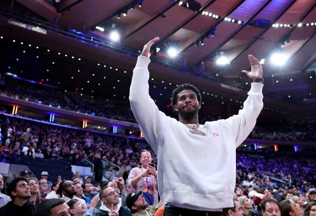 Browns Legend Offers To Build Shedeur Sanders A Statue If He Wins In Cleveland