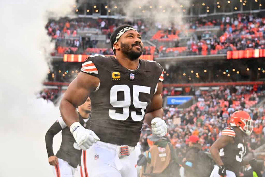Report: Browns Ready To Take Hard Stance With Myles Garrett