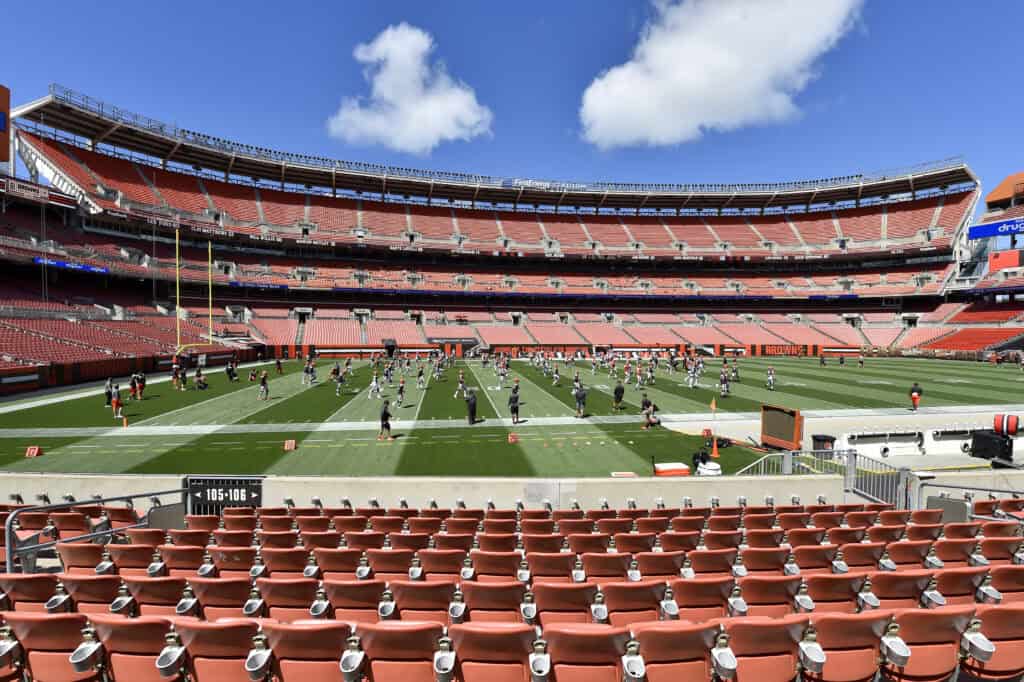Browns Insider Urges Team To Draft Top QB Prospect