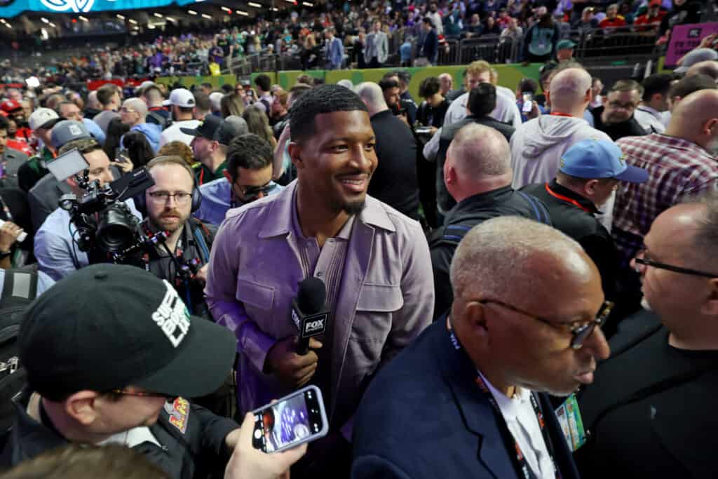 Jameis Winston Makes Pitch For 1 NFL Team To Sign Him