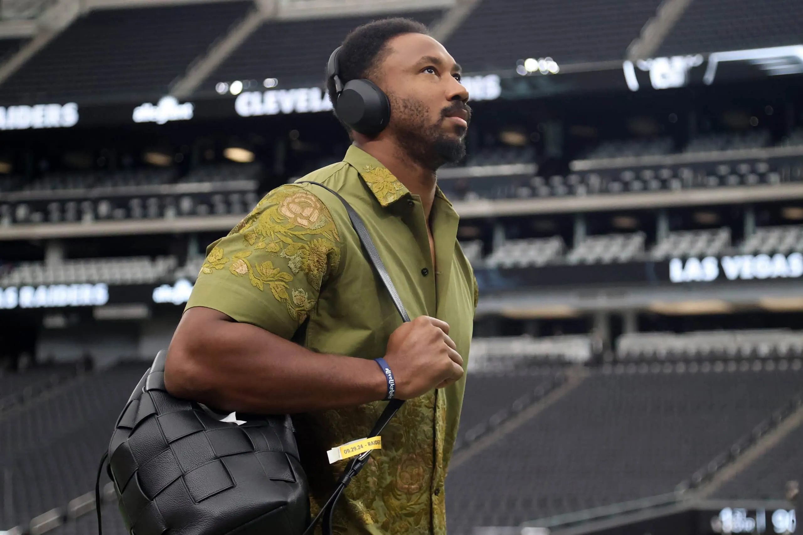 Insider Says Browns Made The Wrong Decision With Myles Garrett