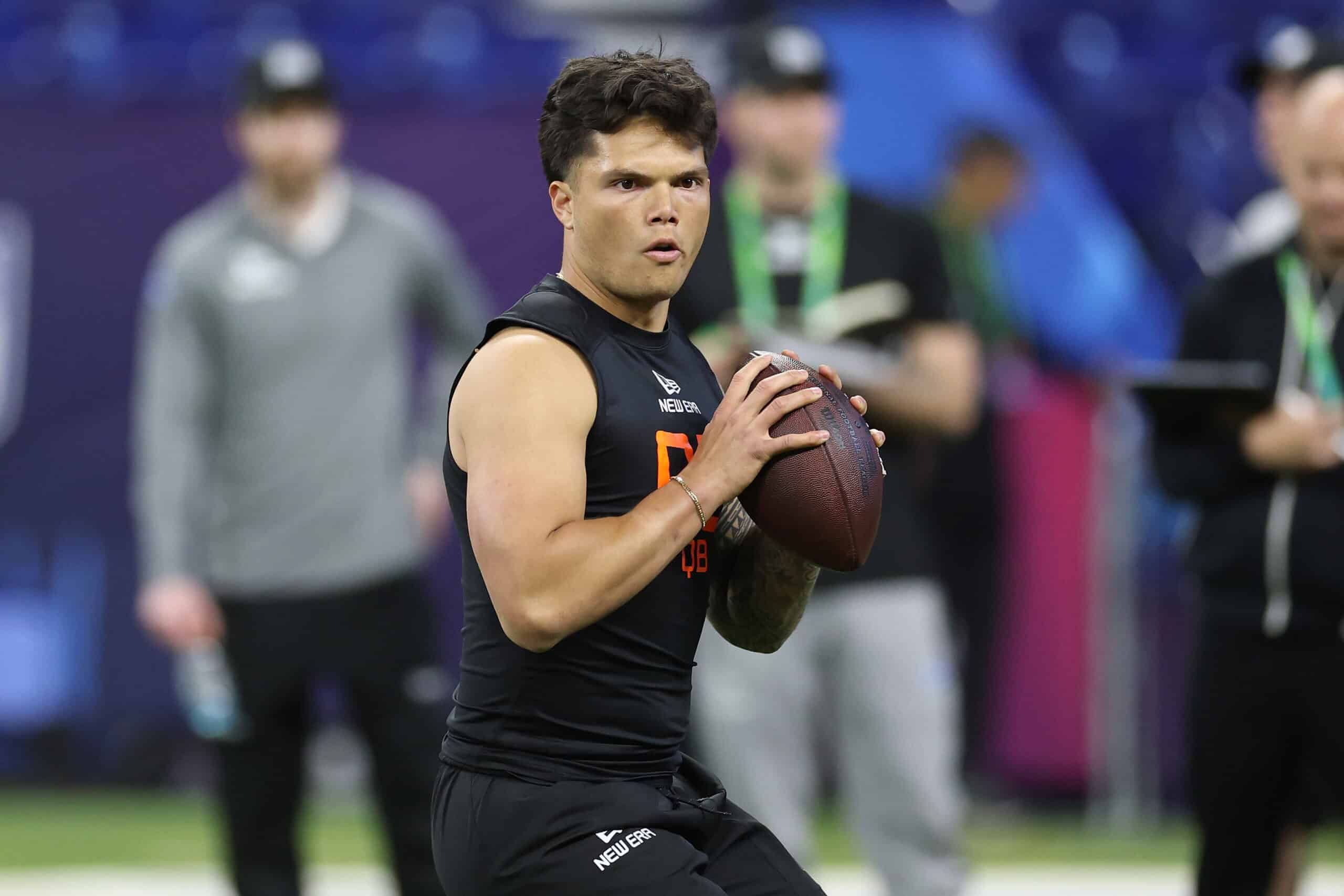INDIANAPOLIS, INDIANA - MARCH 01: Dillon Gabriel #QB05 of Oregon participates in a drill during the NFL Scouting Combine at Lucas Oil Stadium on March 01, 2025 in Indianapolis, Indiana.