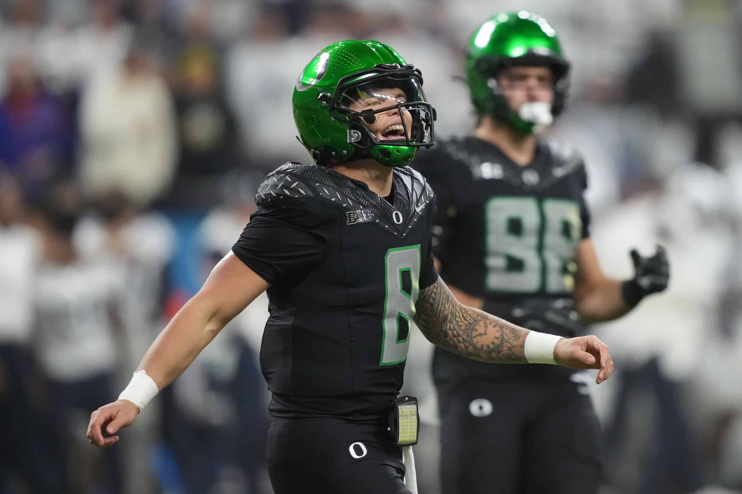 INDIANAPOLIS, INDIANA - DECEMBER 07: Dillon Gabriel #8 of the Oregon Ducks calls the play against the Penn State Nittany Lions during the first quarter of the 2024 Big Ten Football Championship at Lucas Oil Stadium on December 07, 2024 in Indianapolis, Indiana.