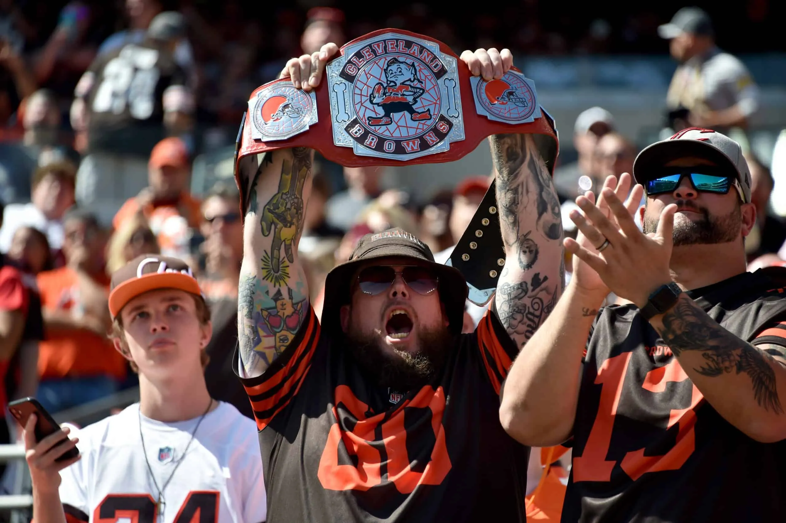 Analyst Floats Intriguing RB Option For Browns