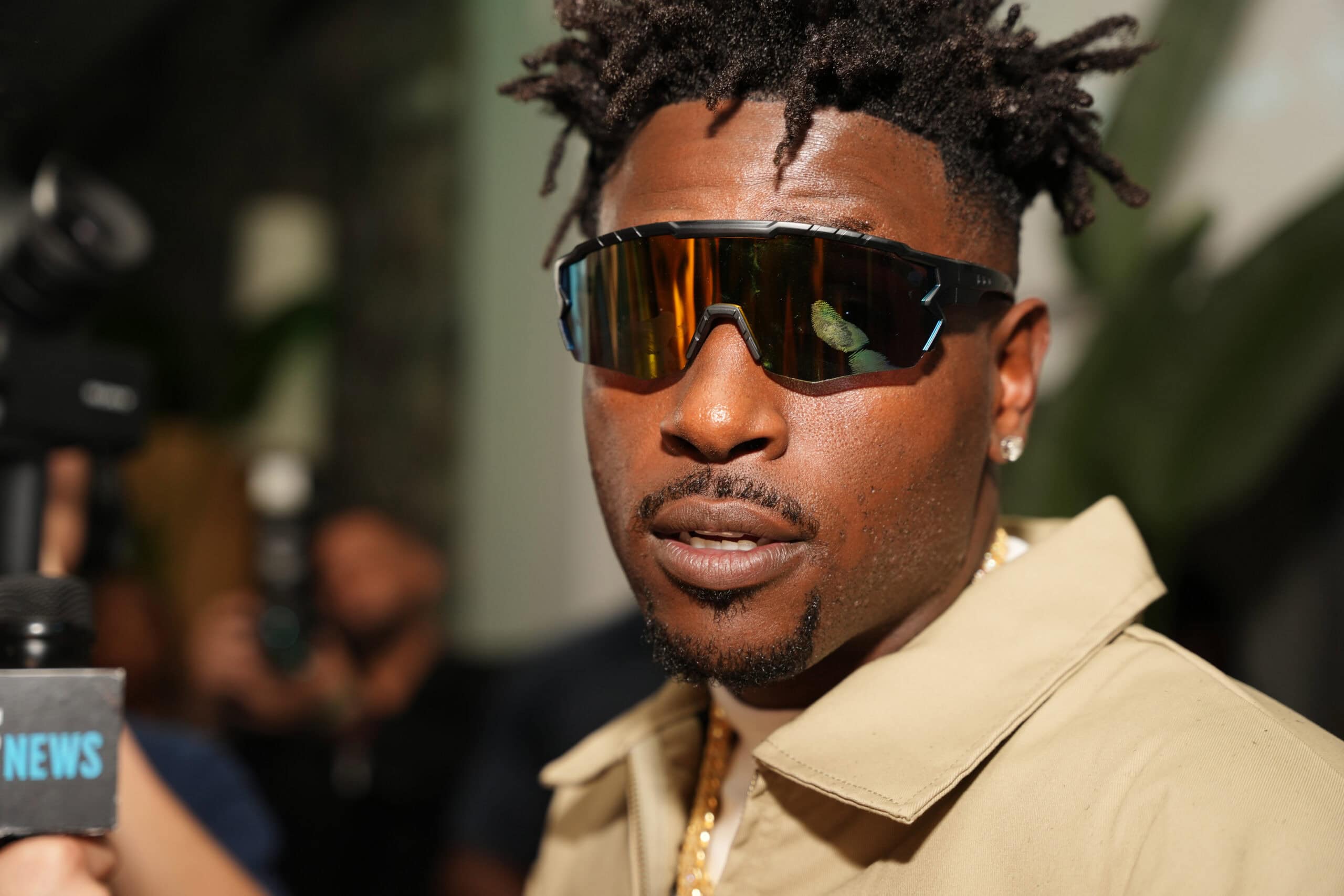 MIAMI BEACH, FLORIDA - FEBRUARY 24: Antonio Brown attends Floyd Mayweather's birthday bash at The Gabriel Miami South Beach on February 24, 2022 in Miami Beach, Florida.