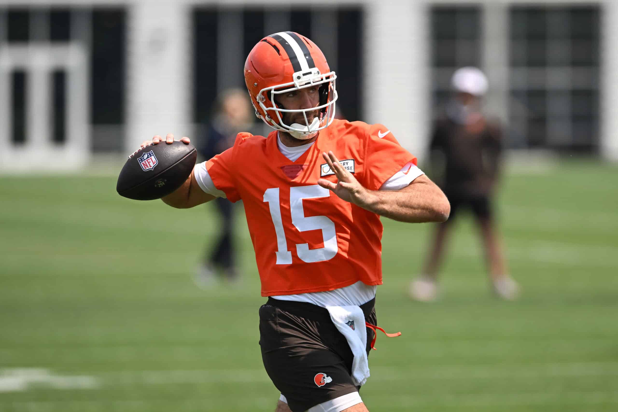 BEREA, OHIO - JUNE 04: Joe Flacco #15 of the Cleveland Browns throws a pass during Cleveland Browns OTA offseason workouts at CrossCountry Mortgage Campus on June 04, 2025 in Berea, Ohio.
