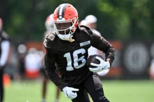 BEREA, OHIO - JUNE 10: Diontae Johnson #16 of the Cleveland Browns runs a drill during Cleveland Browns mandatory minicamp at CrossCountry Mortgage Campus on June 10, 2025 in Berea, Ohio.