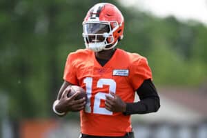 BEREA, OHIO - JUNE 10: Shedeur Sanders #12 of the Cleveland Browns runs a drill during Cleveland Browns mandatory minicamp at CrossCountry Mortgage Campus on June 10, 2025 in Berea, Ohio.