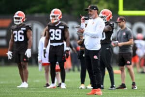 BEREA, OHIO - JUNE 10: Head coach Kevin Stefanski of the Cleveland Browns calls a play during Cleveland Browns mandatory minicamp at CrossCountry Mortgage Campus on June 10, 2025 in Berea, Ohio.