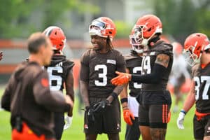 BEREA, OHIO - JUNE 12: Wide receiver Jerry Jeudy #3 of the Cleveland Browns talks with teammates during organized team activities at CrossCountry Mortgage Campus on June 12, 2025 in Berea, Ohio.