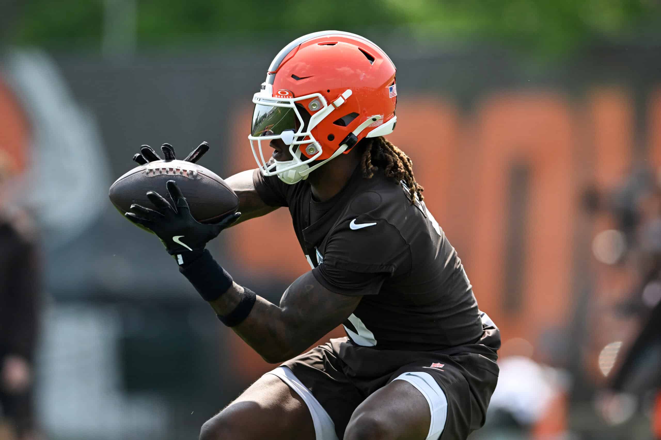 BEREA, OHIO - JUNE 04: Jerry Jeudy #3 of the Cleveland Browns catches a pass during Cleveland Browns OTA offseason workouts at CrossCountry Mortgage Campus on June 04, 2025 in Berea, Ohio.
