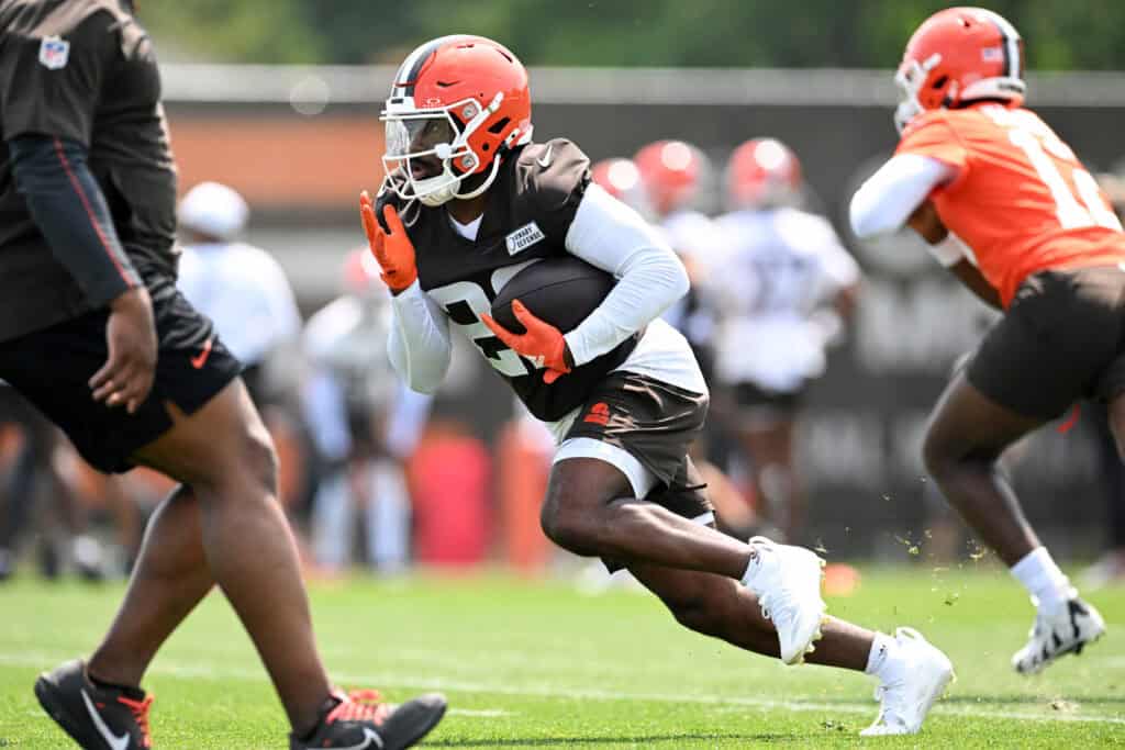 BEREA, OHIO - JUNE 04: Dylan Sampson #22 of the Cleveland Browns runs a drill during Cleveland Browns OTA offseason workouts at CrossCountry Mortgage Campus on June 04, 2025 in Berea, Ohio.