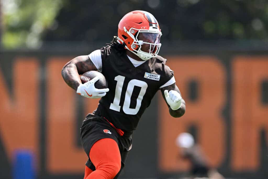 BEREA, OHIO - JUNE 04: Quinshon Judkins #10 of the Cleveland Browns runs a drill during Cleveland Browns OTA offseason workouts at CrossCountry Mortgage Campus on June 04, 2025 in Berea, Ohio.