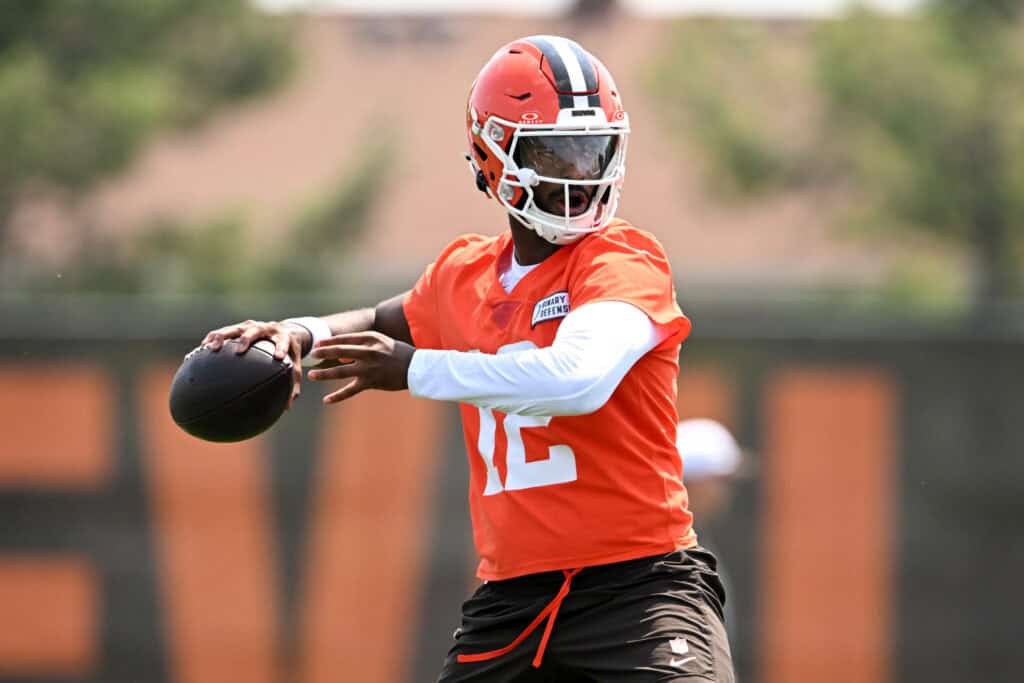 BEREA, OHIO - JUNE 04: Shedeur Sanders #12 of the Cleveland Browns throws a pass during Cleveland Browns OTA offseason workouts at CrossCountry Mortgage Campus on June 04, 2025 in Berea, Ohio.