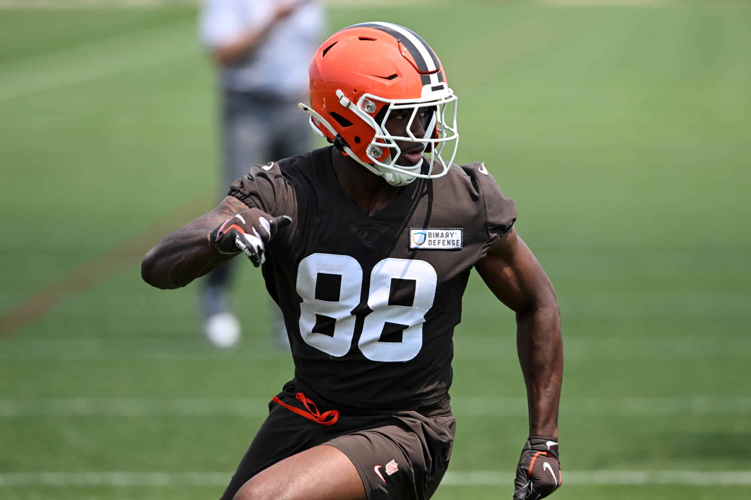 BEREA, OHIO - JUNE 04: Harold Fannin Jr. #88 of the Cleveland Browns runs a drill during Cleveland Browns OTA offseason workouts at CrossCountry Mortgage Campus on June 04, 2025 in Berea, Ohio.