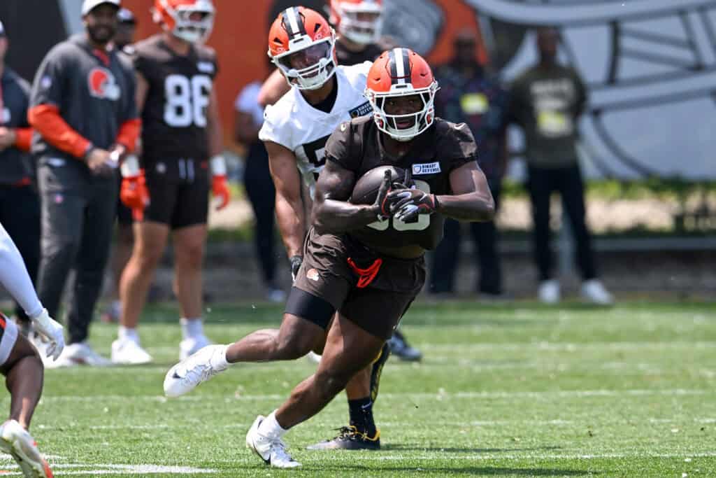 BEREA, OHIO - JUNE 04: Harold Fannin Jr. #88 of the Cleveland Browns runs a drill during Cleveland Browns OTA offseason workouts at CrossCountry Mortgage Campus on June 04, 2025 in Berea, Ohio