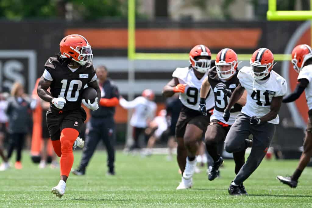BEREA, OHIO - JUNE 10: Quinshon Judkins #10 of the Cleveland Browns runs a drill during Cleveland Browns mandatory minicamp at CrossCountry Mortgage Campus on June 10, 2025 in Berea, Ohio.