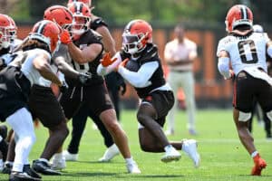BEREA, OHIO - JUNE 11: Dylan Sampson #22 of the Cleveland Browns runs a drill during Cleveland Browns mandatory minicamp at CrossCountry Mortgage Campus on June 11, 2025 in Berea, Ohio.