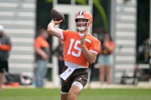 BEREA, OHIO - JUNE 12: Quarterback Joe Flacco #15 of the Cleveland Browns passes during organized team activities at CrossCountry Mortgage Campus on June 12, 2025 in Berea, Ohio.