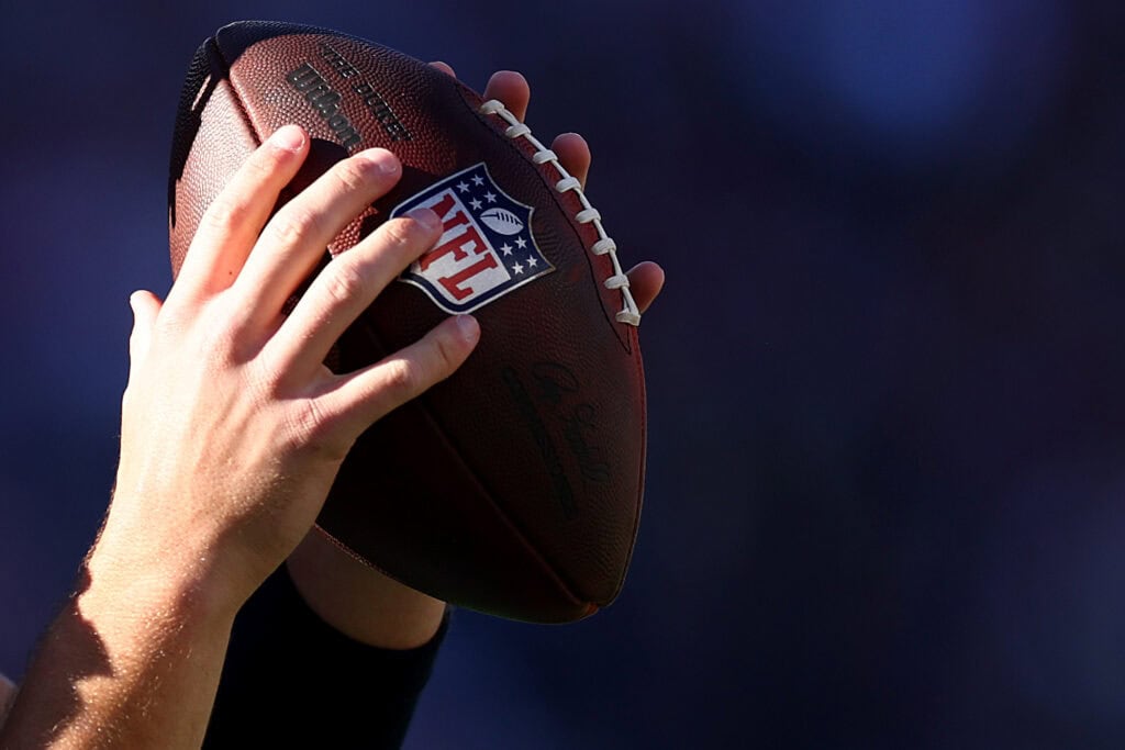 Browns’ QB Room Given Harsh Ranking Among NFL Teams