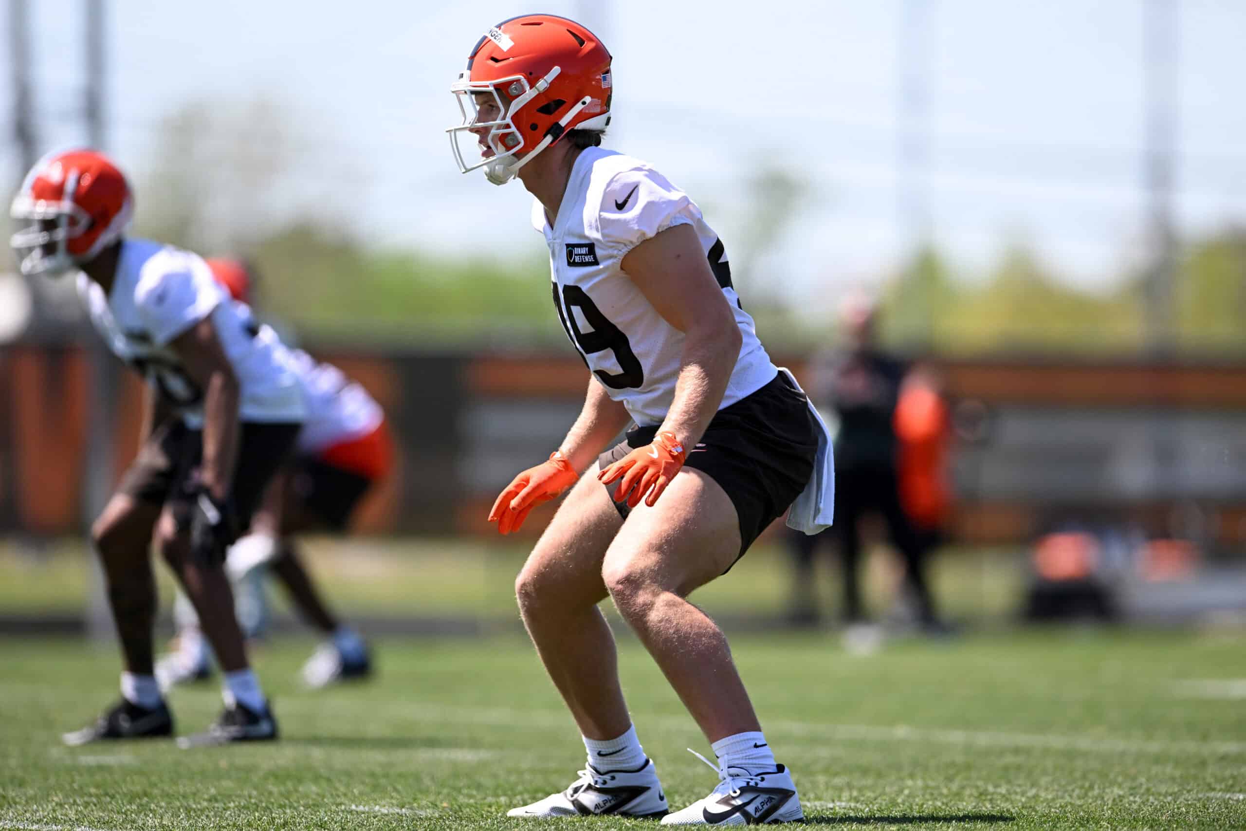 BEREA, OHIO - MAY 10: Carson Schwesinger #49 of the Cleveland Browns runs a drill during rookie minicamp at CrossCountry Mortgage Campus on May 10, 2025 in Berea, Ohio.