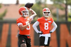 BEREA, OHIO - JUNE 04: Dillon Gabriel #5 of the Cleveland Browns throws a pass during Cleveland Browns OTA offseason workouts at CrossCountry Mortgage Campus on June 04, 2025 in Berea, Ohio.