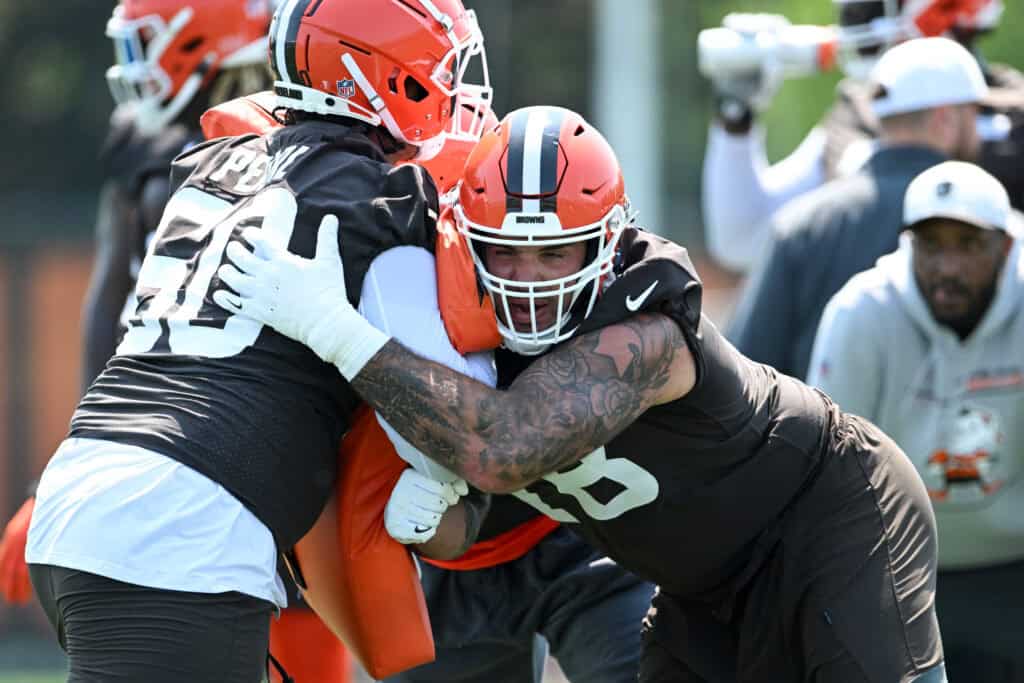 BEREA, OHIO - JUNE 11: Jack Conklin #78 of the Cleveland Browns runs a drill during Cleveland Browns mandatory minicamp at CrossCountry Mortgage Campus on June 11, 2025 in Berea, Ohio.