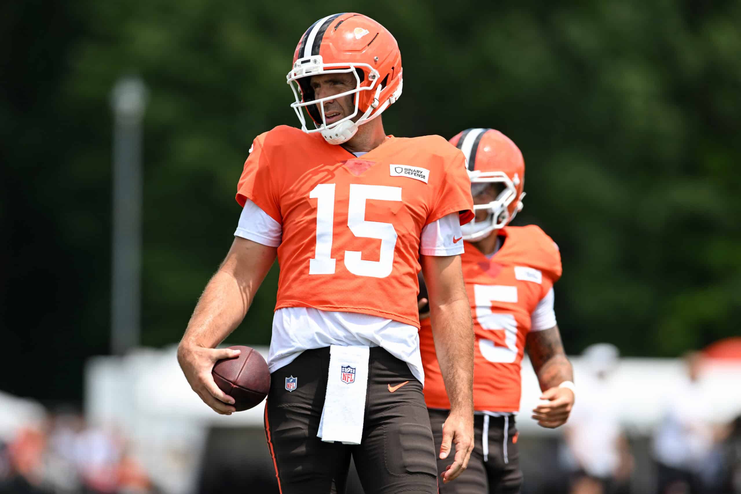 BEREA, OHIO - JULY 28: Joe Flacco #15 of the Cleveland Browns looks on during Cleveland Browns training camp at CrossCountry Mortgage Campus on July 28, 2025 in Berea, Ohio