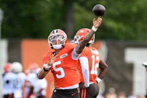 BEREA, OHIO - JULY 28: Dillon Gabriel #5 of the Cleveland Browns throws a pass during Cleveland Browns training camp at CrossCountry Mortgage Campus on July 28, 2025 in Berea, Ohio.