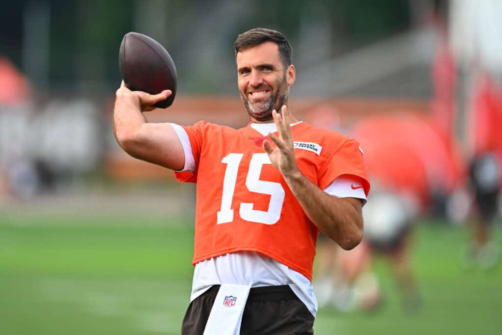 BEREA, OHIO - JULY 26: Quarterback Joe Flacco #15 of the Cleveland Browns warms up during training camp at CrossCountry Mortgage Campus on July 26, 2025 in Berea, Ohio.