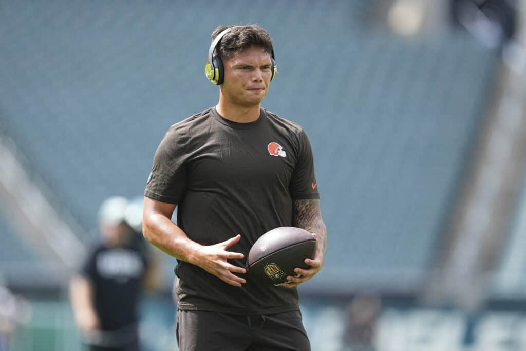 PHILADELPHIA, PENNSYLVANIA - AUGUST 16: Dillon Gabriel #5 of the Cleveland Browns warms up prior to the NFL Preseason 2025 game against the Philadelphia Eagles at Lincoln Financial Field on August 16, 2025 in Philadelphia, Pennsylvania.