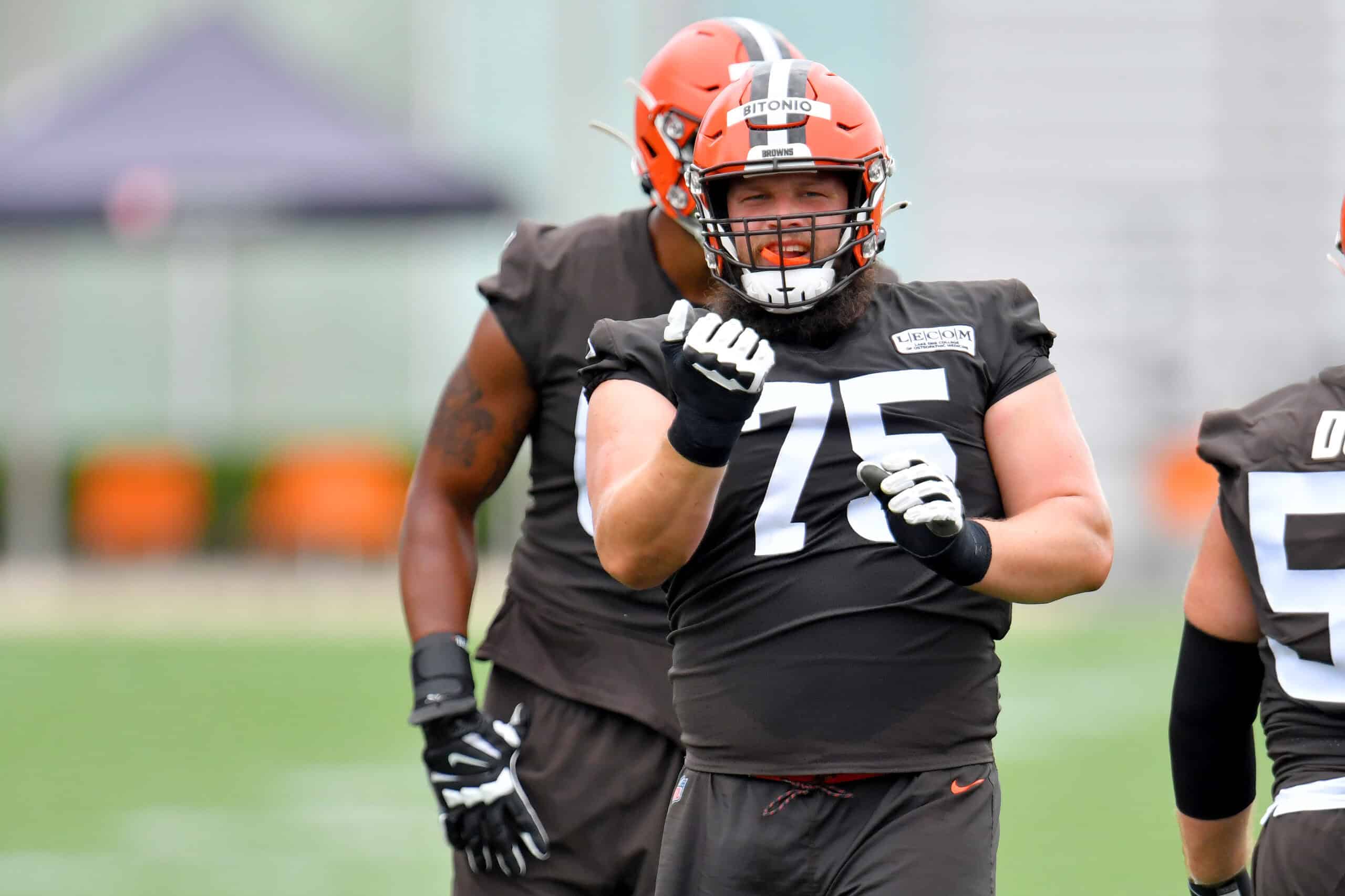 BEREA, OHIO - AUGUST 16: Joel Bitonio #75 of the Cleveland Browns works out during training camp on August 16, 2020 at the Cleveland Browns training facility in Berea, Ohio.