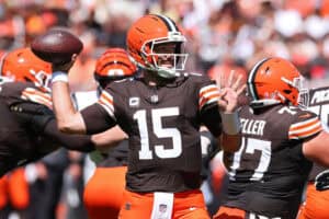 CLEVELAND, OHIO - SEPTEMBER 07: Joe Flacco #15 of the Cleveland Browns throws a pass during the first quarter against the Cincinnati Bengals during the game at Huntington Bank Field on September 07, 2025 in Cleveland, Ohio.