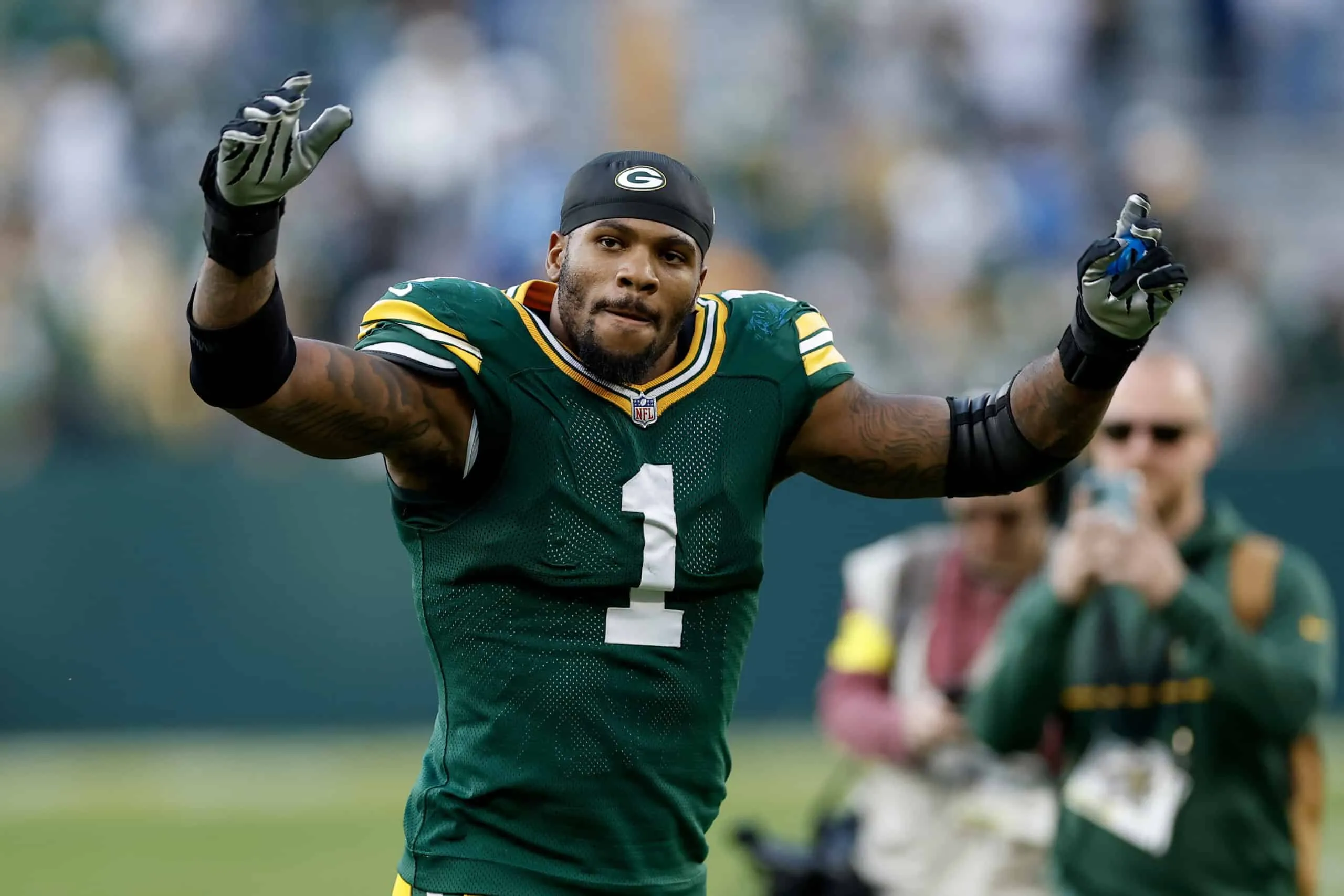 Micah Parsons Sends Warning To Joe Flacco