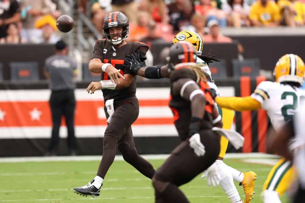 CLEVELAND, OHIO - SEPTEMBER 21: Joe Flacco #15 of the Cleveland Browns throws a pass against the Green Bay Packers during the third quarter at Huntington Bank Field on September 21, 2025 in Cleveland, Ohio.