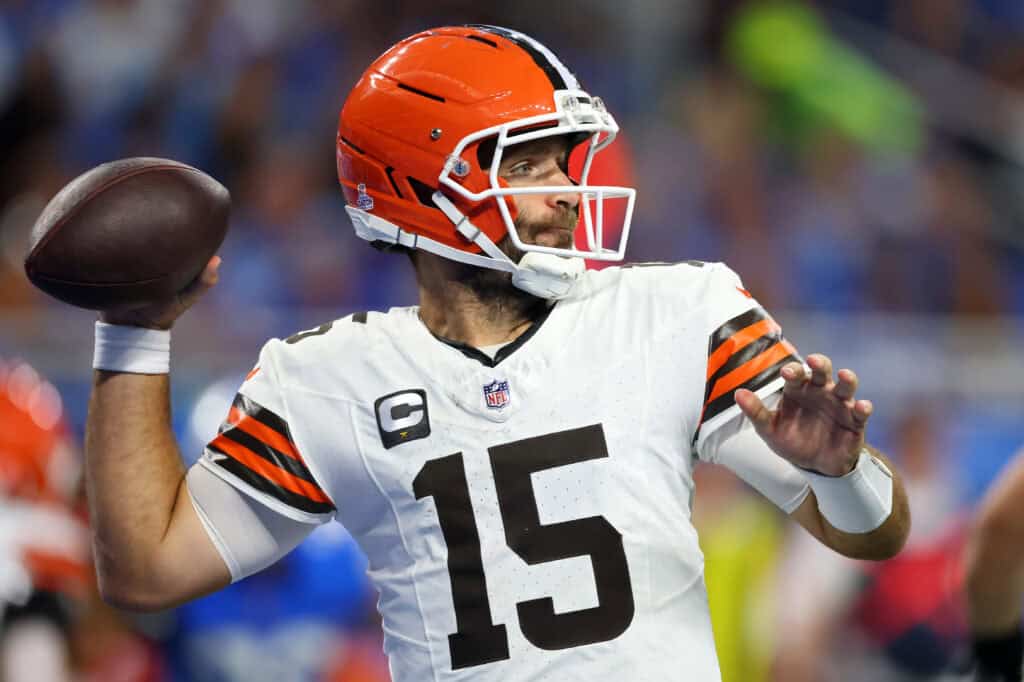 DETROIT, MICHIGAN - SEPTEMBER 28: Joe Flacco #15 of the Cleveland Browns throws a pass during the second quarter against the Detroit Lions at Ford Field on September 28, 2025 in Detroit, Michigan.