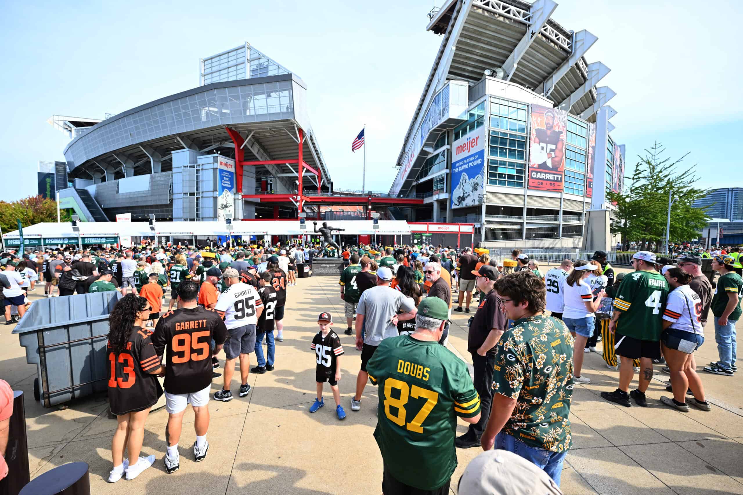CLEVELAND, OHIO - SEPTEMBER 21: Fans arrive at Huntington Bank Field prior to the game between the Cleveland Browns and the Green Bay Packers on September 21, 2025 in Cleveland, Ohio.