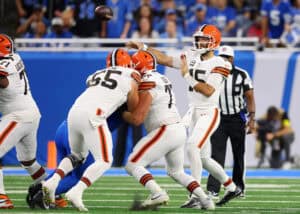 DETROIT, MICHIGAN - SEPTEMBER 28: Joe Flacco #15 of the Cleveland Browns throws a pass against the Detroit Lions during the first quarter at Ford Field on September 28, 2025 in Detroit, Michigan.