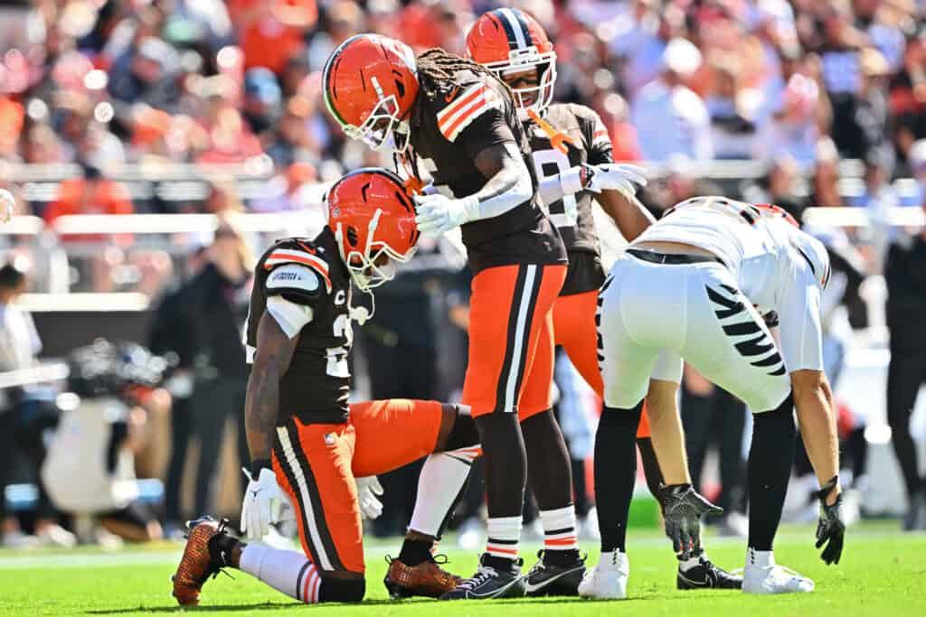 CLEVELAND, OHIO - SEPTEMBER 07: Denzel Ward #21 of the Cleveland Browns react after a play during the third quarter against the Cincinnati Bengals during the game at Huntington Bank Field on September 07, 2025 in Cleveland, Ohio.