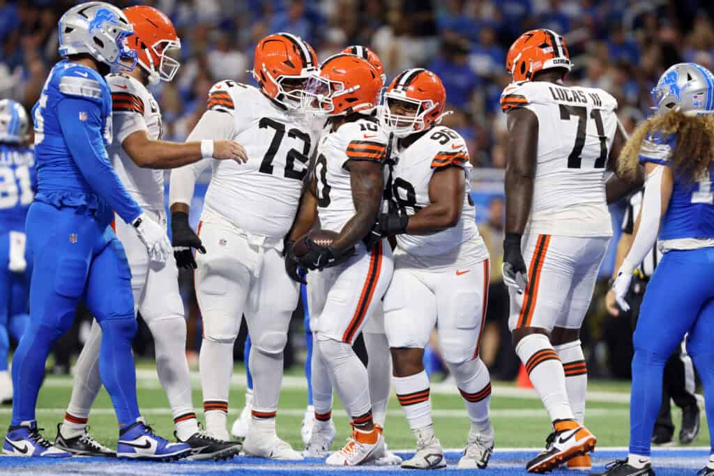 DETROIT, MICHIGAN - SEPTEMBER 28: Quinshon Judkins #10 of the Cleveland Browns celebrates a touchdown with teammates during the first quarter against the Detroit Lions at Ford Field on September 28, 2025 in Detroit, Michigan.