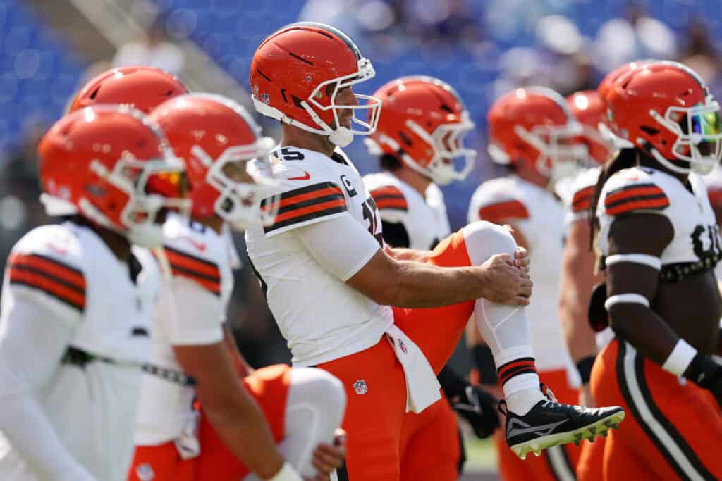 BALTIMORE, MARYLAND - SEPTEMBER 14: Joe Flacco #15 of the Cleveland Browns warms up prior to a game against the Baltimore Ravens at M&T Bank Stadium on September 14, 2025 in Baltimore, Maryland.
